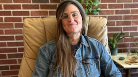 Hannah Tyer Reveals the Inspiration Behind 'Touch Therapy' Couples Card Game