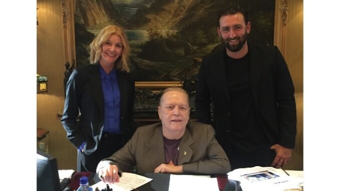 Larry Flynt Appears on Doc Johnson’s ‘Ask The Doc’  