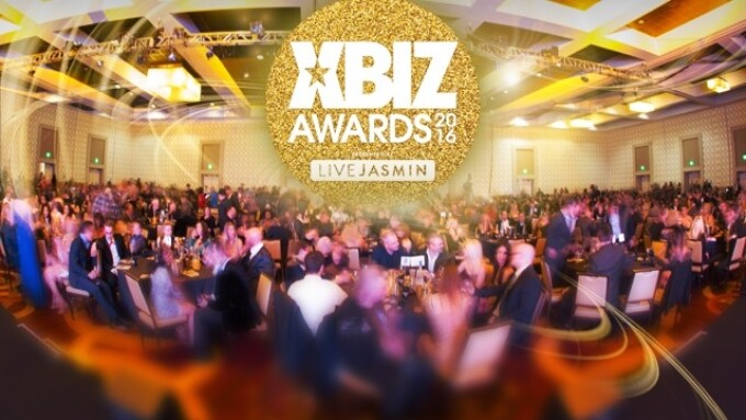 2016 XBIZ Awards Celebrates Year's Best in Grand Style
