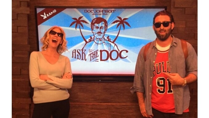 Jenny McCarthy Guests on 'Ask The Doc'