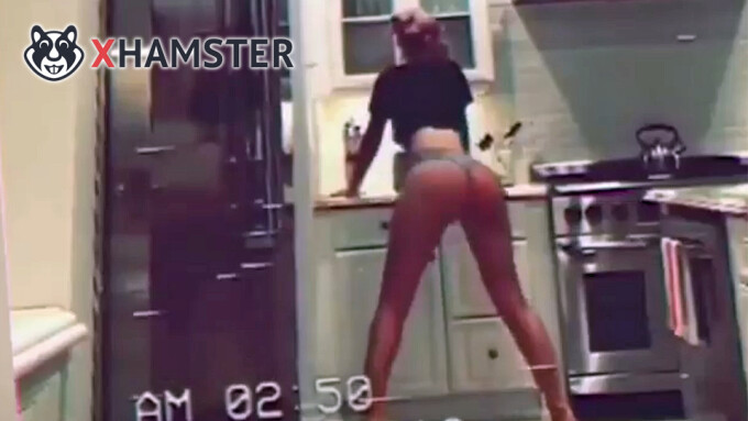 xHamster Courts Rapper Iggy Azalea Following Viral Twerk Video