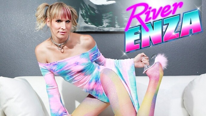 TransErotica Debuts Website for BDSM Vixen River Enza