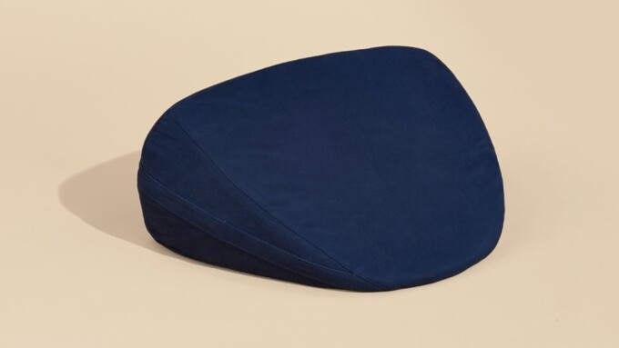 Entrenue Now Shipping Kip Vibe, Pillo Cushion from Dame Products