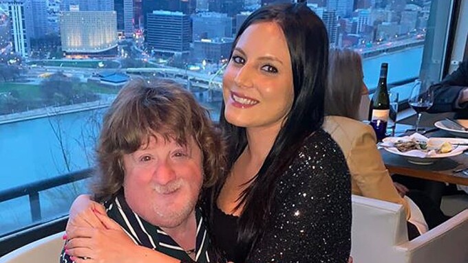 MV Star Sarah Russi, 70s TV Star Mason Reese Profiled in 'Love Don't Judge'