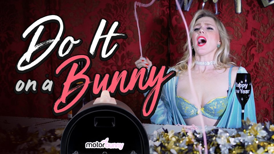Jacq the Stripper Counts Down 2019 on 'Do It On a Bunny' Challenge