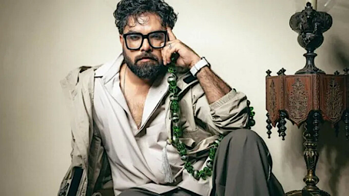 Popular Pakistani actor and director Yasir Hussain proposes legalizing porn