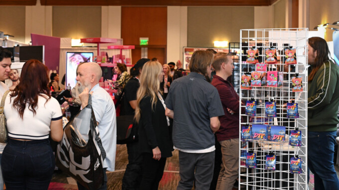 XBIZ Expo Kicks Off in High Gear With Product Debuts, Engaging Seminars