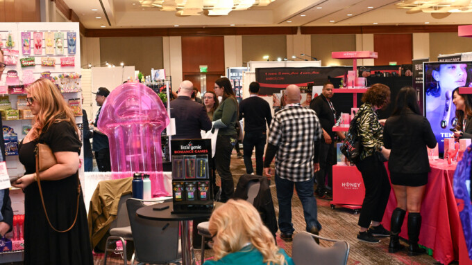 XBIZ Expo Wraps Vibrant Weekend of New Product Reveals, Vendor-Buyer Meetings