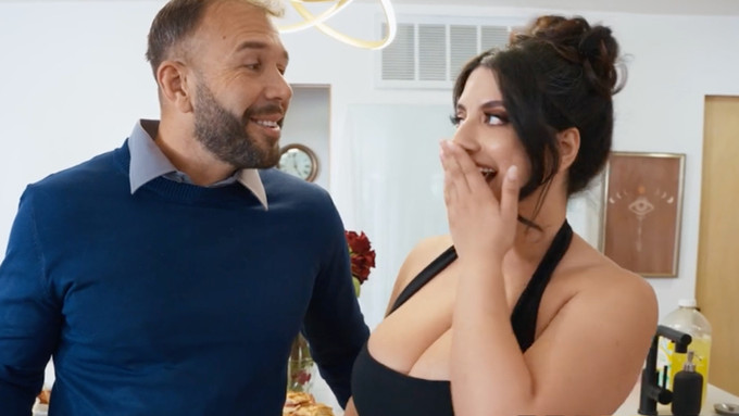 Sarah Arabic Stars in Latest From Brazzers