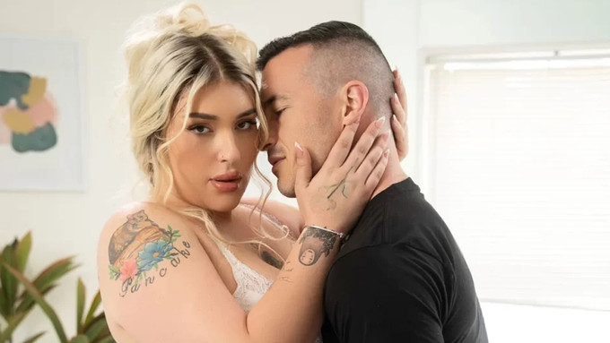 Erotica Divine, Derek Kage Lead Latest From TransAngels