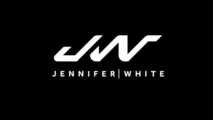 Jennifer White Launches Official Site, Debuts 1st Release