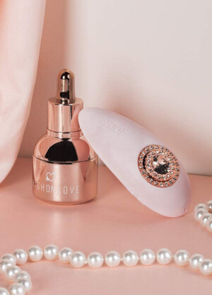 Objects of Luxury Set