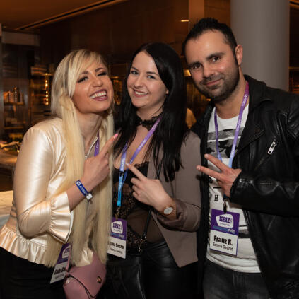 XBIZ Show: Mix & Meet Market