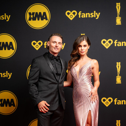 Euro XMAs Red Carpet 3