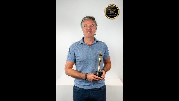 FeelGroup CEO Scores 2025 Bucharest Summit Award