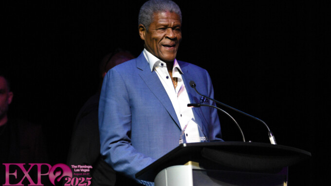 Magic City's Michael Barney Inducted Into Exotic Dancer's Hall of Fame
