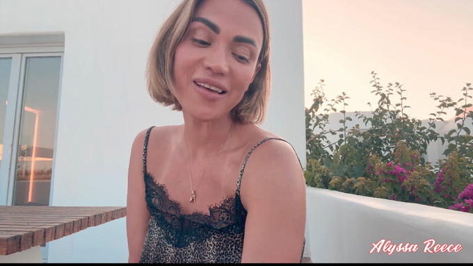 Alyssa Reece Drops New OnlyFans Clip