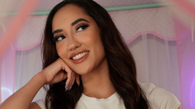 Chloe Amour Drops 2 New OnlyFans Clips