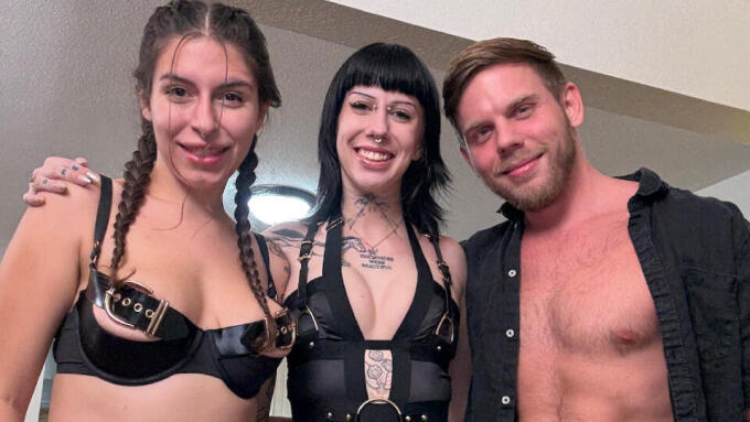 Chloe Kreams Drops New OnlyFans Clip with Pony Ramone