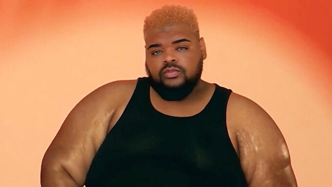 Santana XXL Celebrates 1 Million Followers on X.com