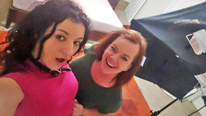 Ms. Amanda Stars in 2 New Desperate Amateurs Scenes