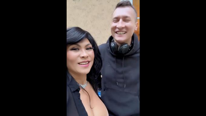 MsSexySaigon Stars in New Release From VIP4K