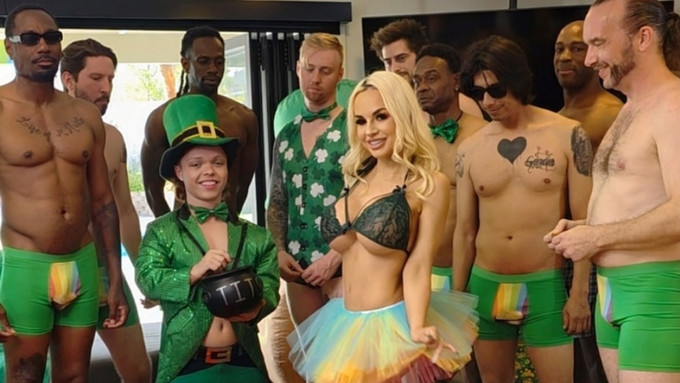 Bad Bella Drops St. Paddy's Day Gangbang Clip
