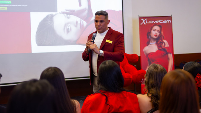 XLoveCam Celebrates Its 20th Anniversary at Ibaguè Masterclass