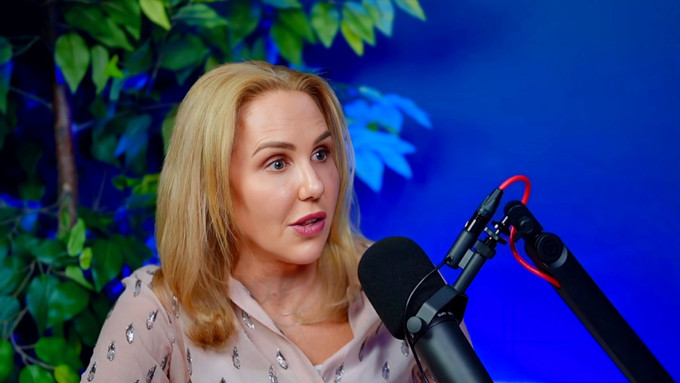 Holly Randall Guests on 'Dr. Rena Malik' Podcast