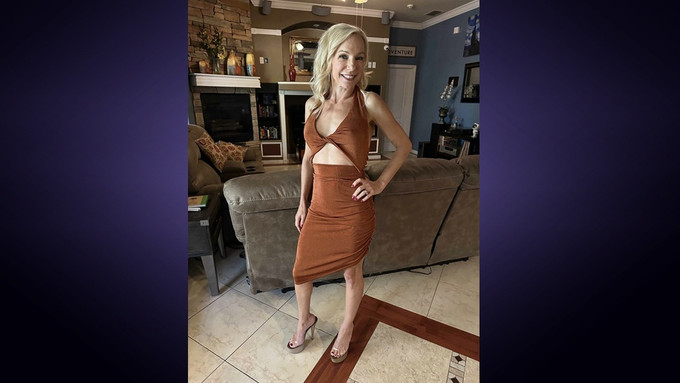 Bella Bare Leads New Creampie Clip From Stephen Long POV