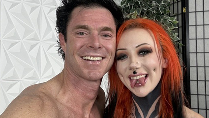 Chris Sterling Drops New OnlyFans Clip with Lorelai Leigh