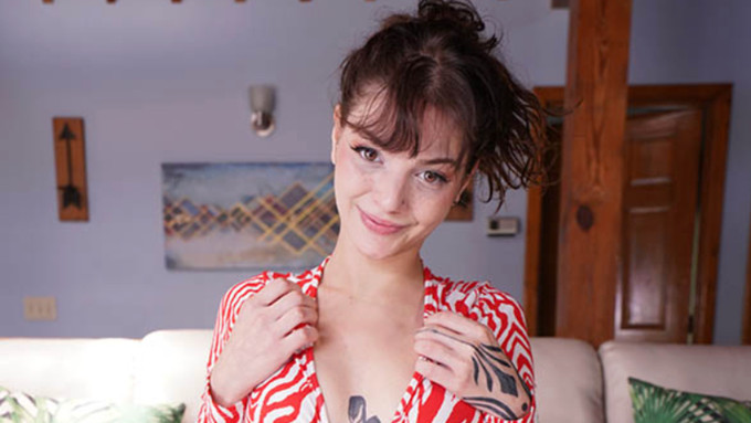Coxxx Models Signs Josie Jo