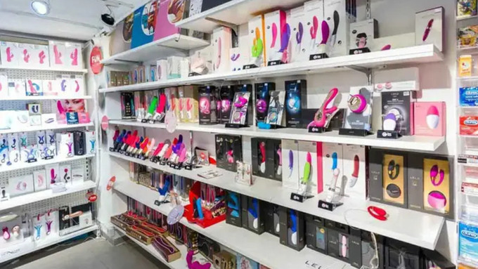 Lovemaking Toy Celebrates Online Success