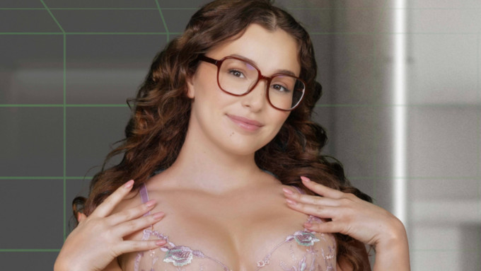 Leana Lovings Fronts New Scene From SexLikeReal