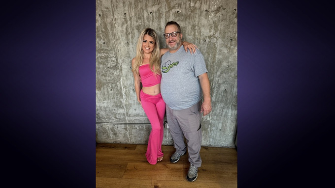 Nichole Nichols Stars in Latest From TadpoleXStudio