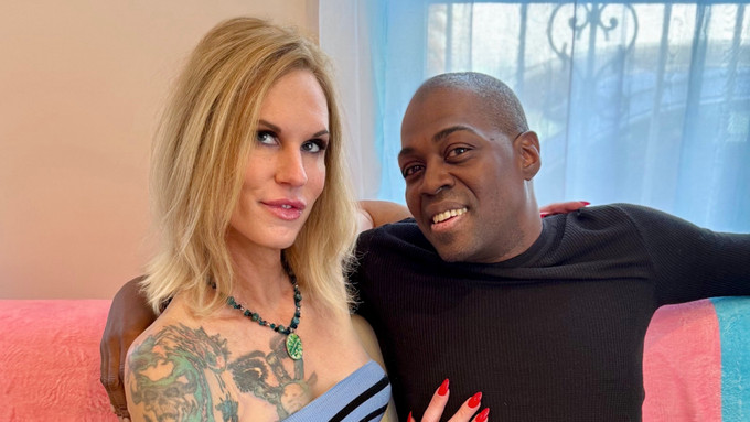 Ria Bentley Drops New Clip Featuring Thad Maxxx and Becki Bottomz